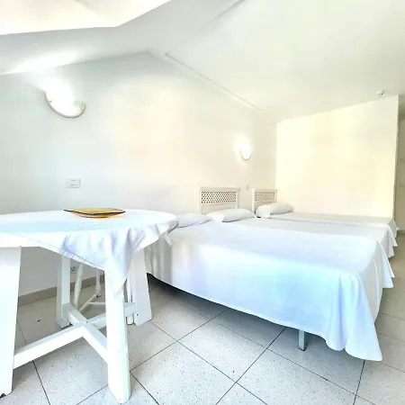 Coqueto Estudio Con Ac, Wifi, Piscina Y Bonita Vista En Tenerife Puerto de la Cruz (Tenerife)
