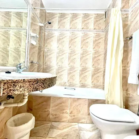 Coqueto Estudio Con Ac, Wifi, Piscina Y Bonita Vista En Tenerife Puerto de la Cruz (Tenerife)